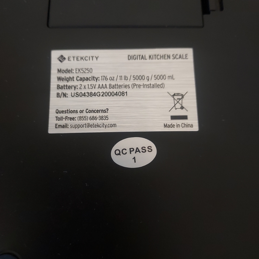 Silver Digital Kitchen Scale - Picture 3 of 5